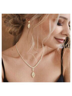 Tigerstars Gold Marquise Stone Pendant Rhinestone Paved Necklace